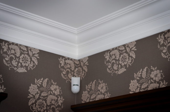 modanatura dritta per soffitto 