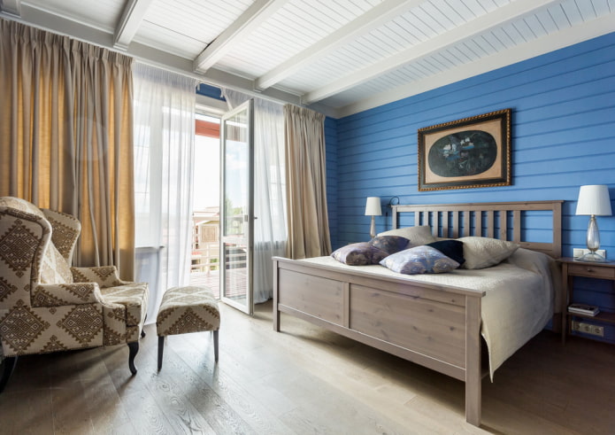 pannelli bianchi del soffitto all'interno