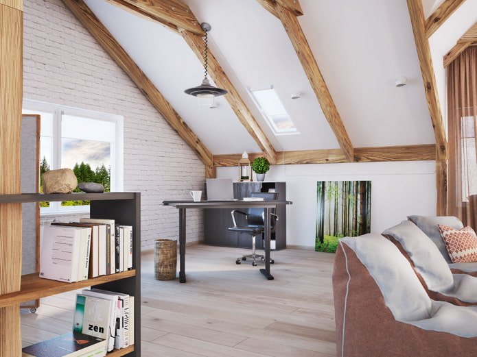 travi sul soffitto della soffitta