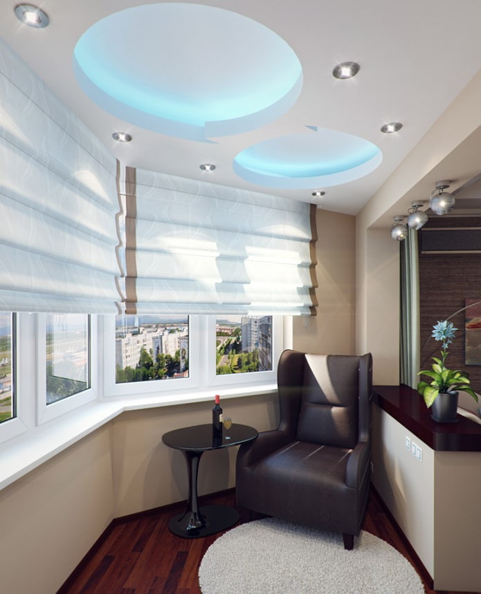 struttura del soffitto a due livelli sulla loggia