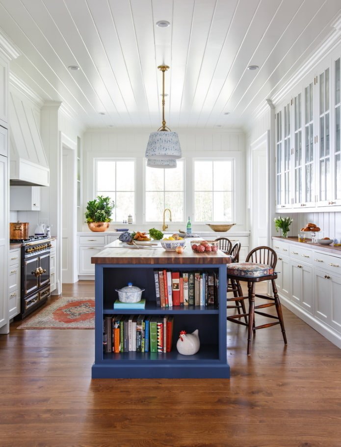 soffitto in cucina con rivestimento