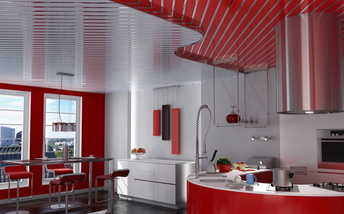 soffitto a doghe nell'interno della cucina