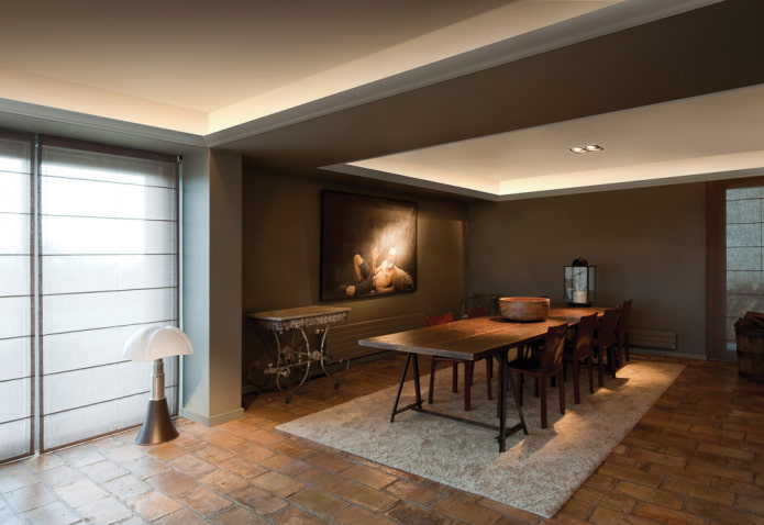 struttura a soffitto con illuminazione nascosta