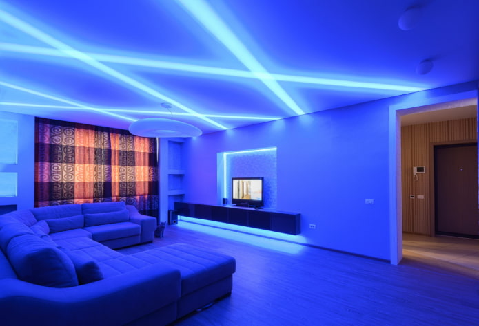 struttura del soffitto con illuminazione al neon