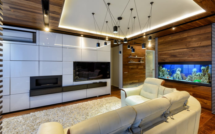 struttura a soffitto con retroilluminazione bianca