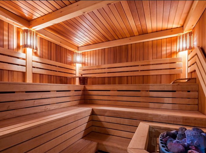 rifinitura sauna con assicelle