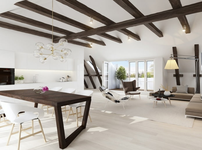 travi dipinte di scuro su un soffitto bianco