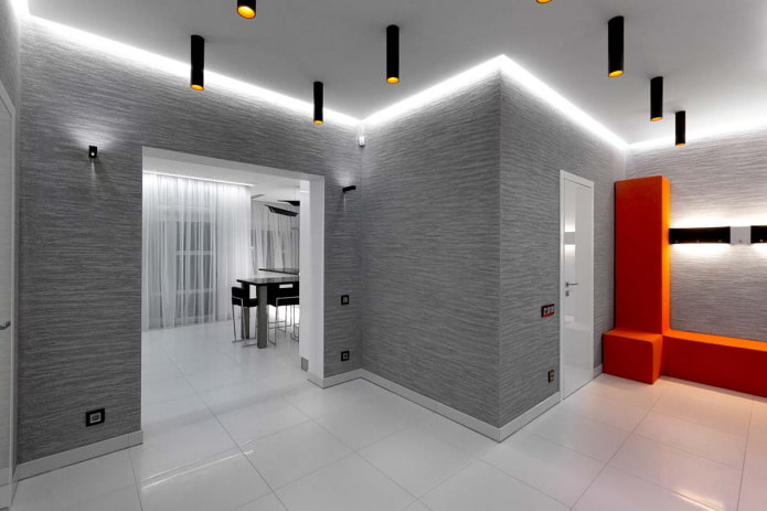 soffitto galleggiante all'interno del corridoio