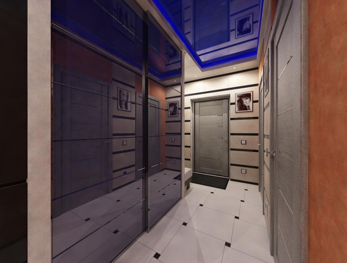 soffitto blu nell'interno del corridoio