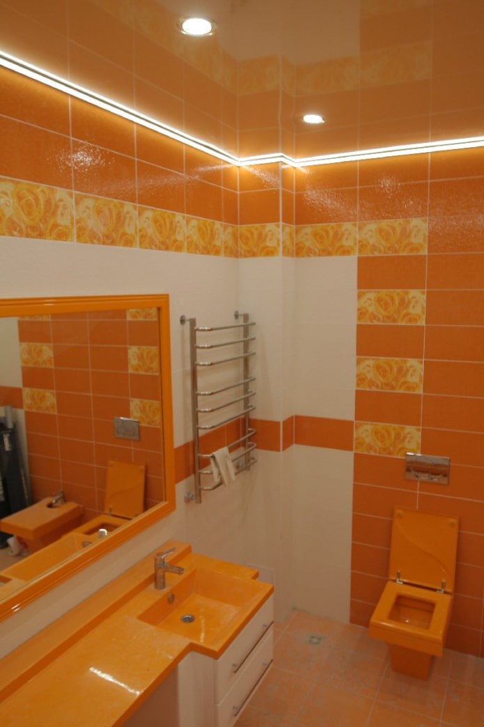 soffitto teso in bagno