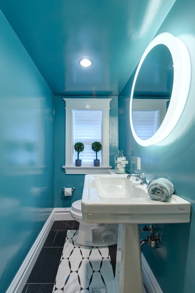 soffitto blu lucido