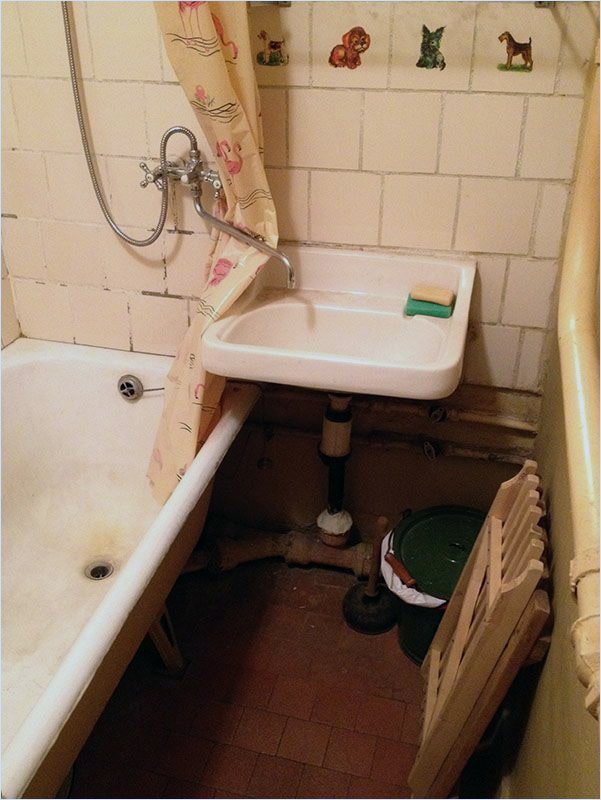 Bagno prima della ristrutturazione