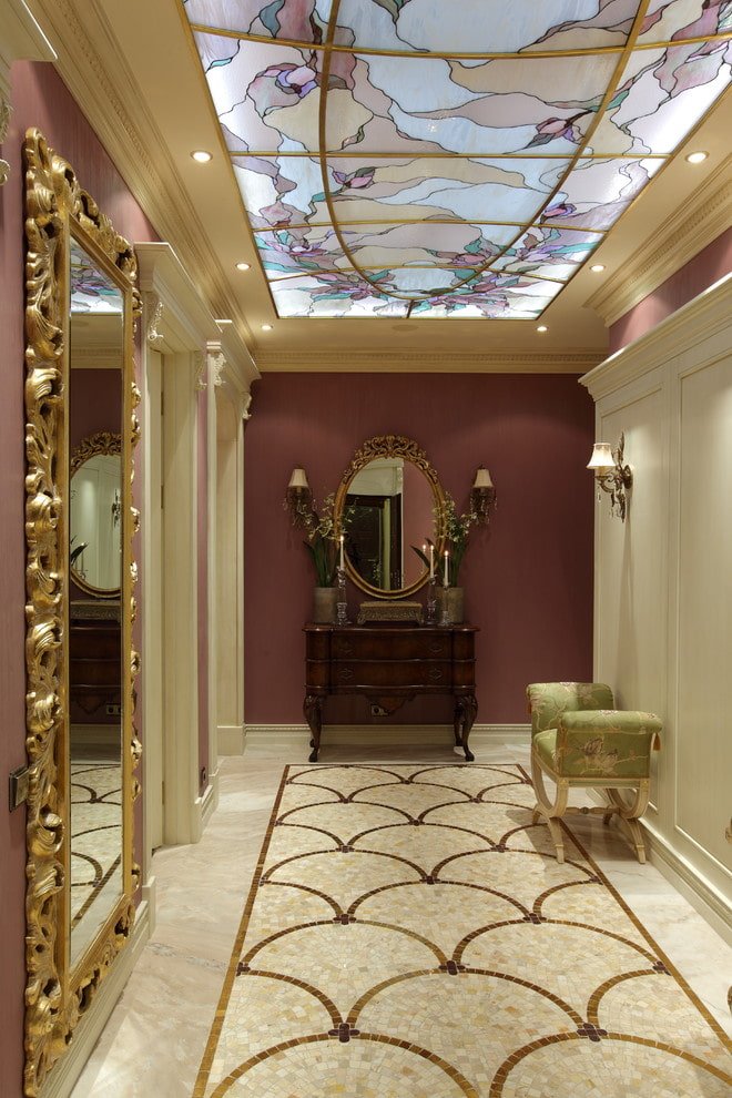 decorazione del corridoio in stile classico