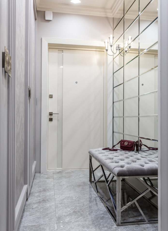 interno del corridoio in stile neoclassico
