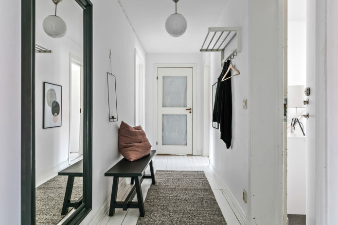 design di un corridoio scandinavo stretto
