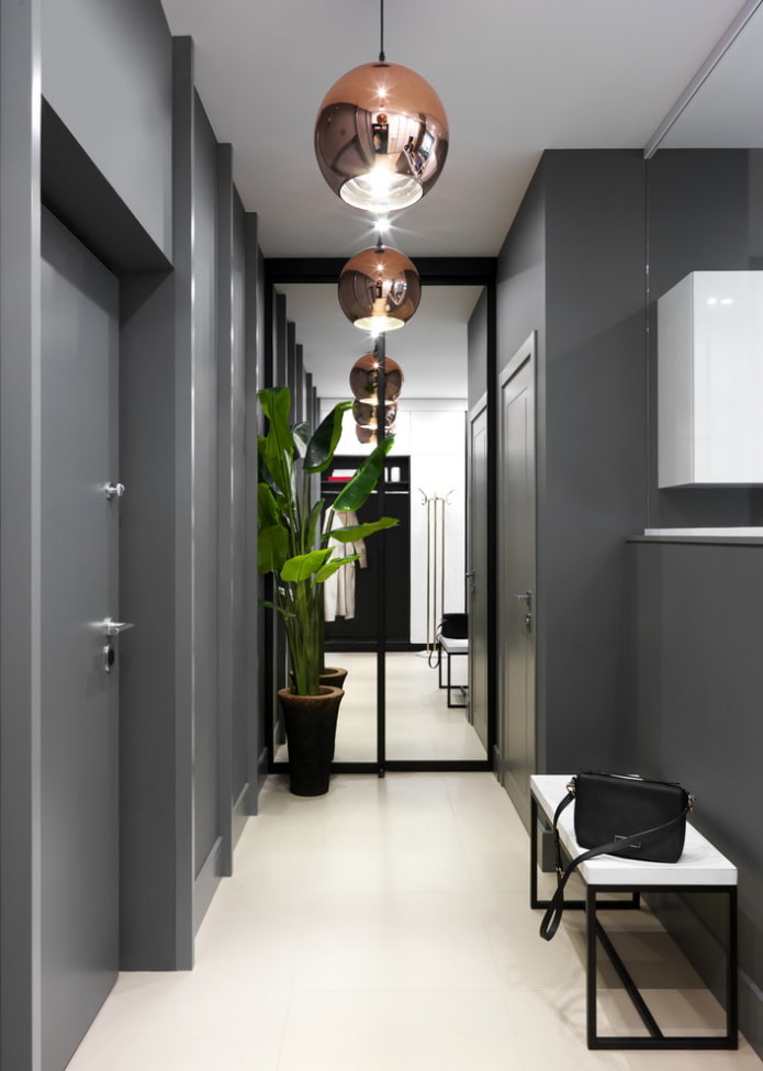 illuminazione all'interno del corridoio in stile high-tech