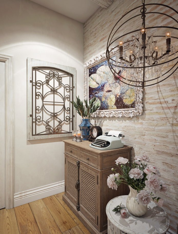design degli interni del corridoio in stile provenzale