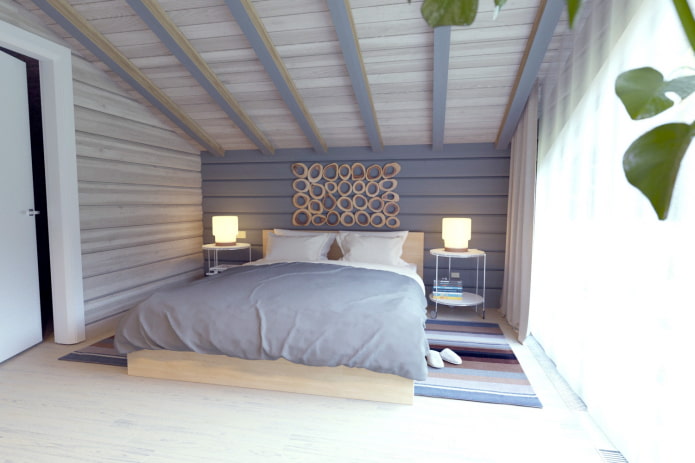 camera da letto bianca e lilla in una casa di legno