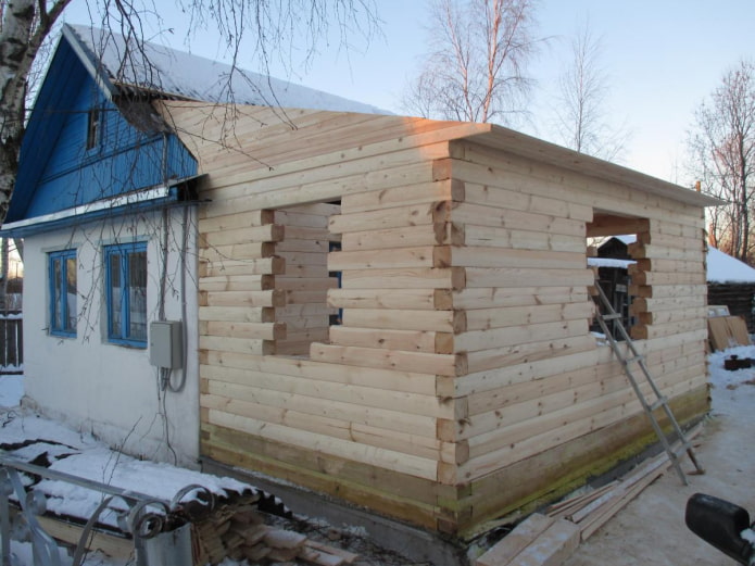 ampliamento di una casa in legno