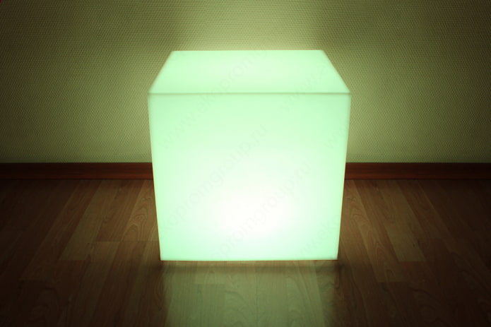 pouf con retroilluminazione all'interno