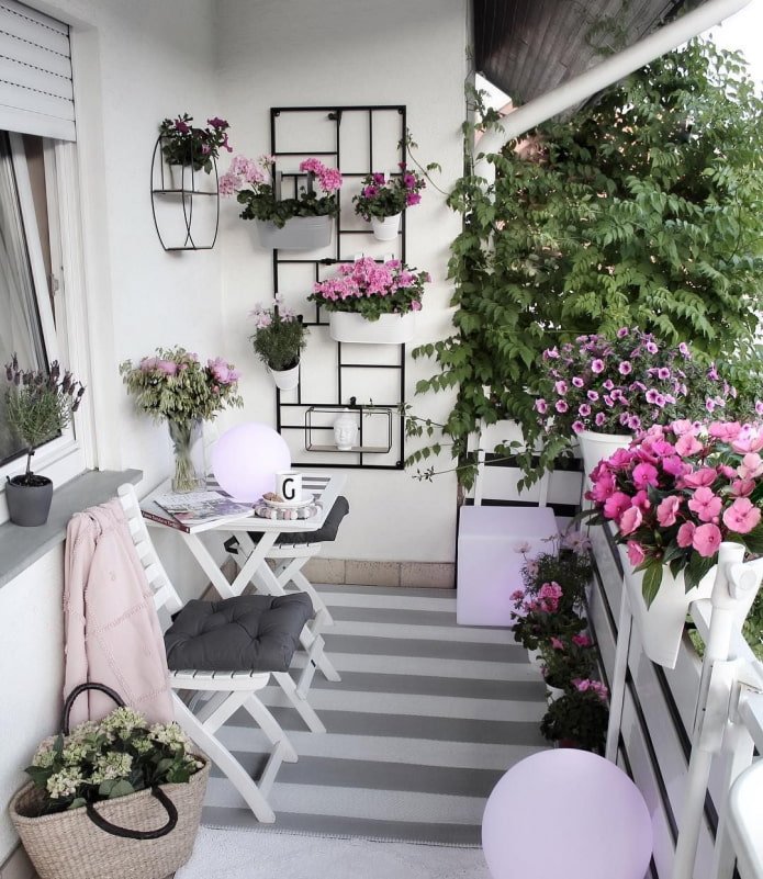 Fiori sul balcone