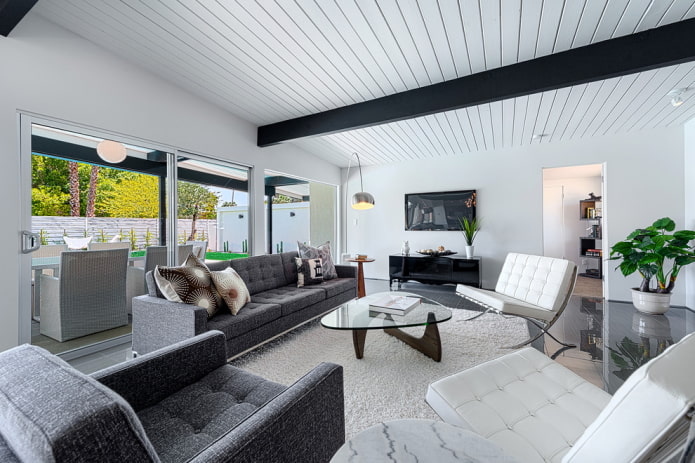 soffitto a doghe bianche