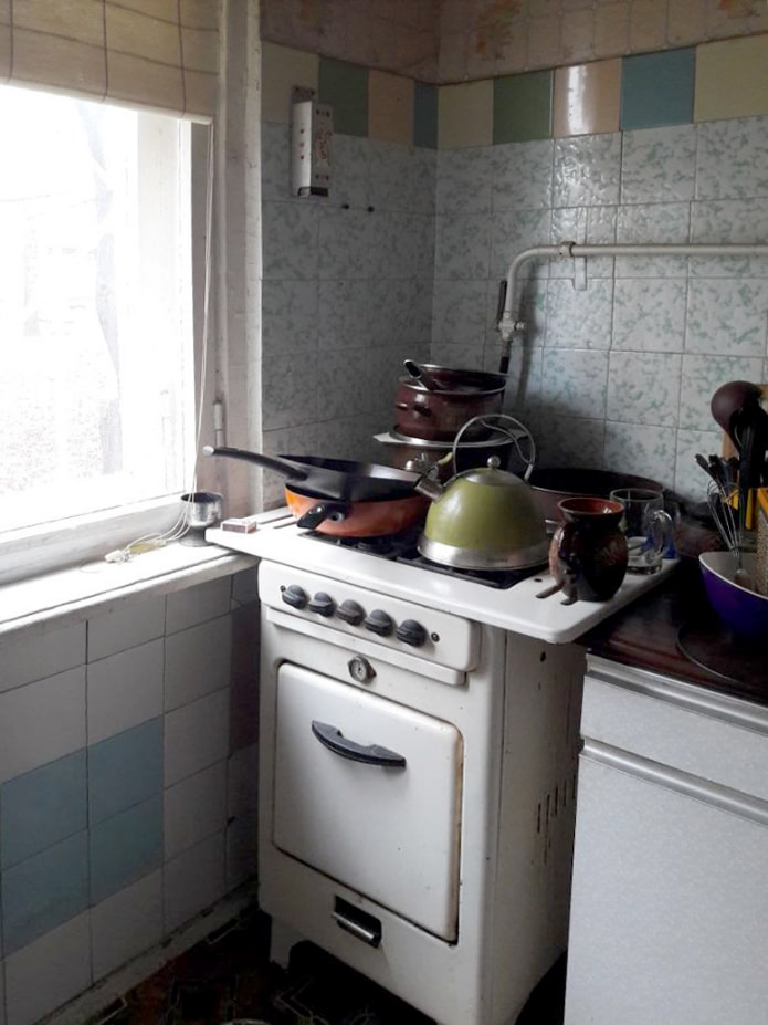 Cucina prima della ristrutturazione
