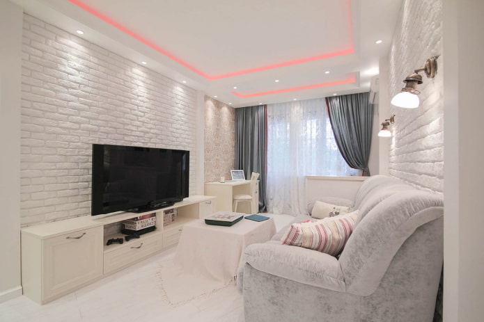 rifinitura del soffitto in un appartamento Krusciov