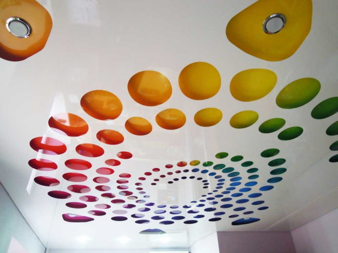 tessuto elasticizzato multicolore intagliato