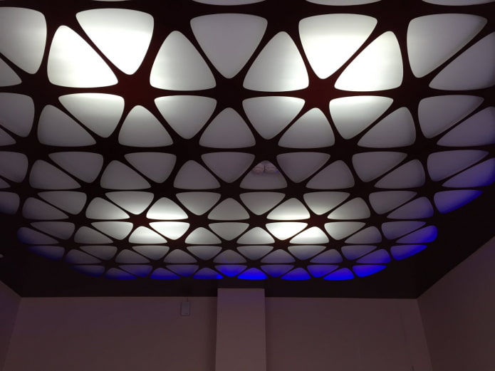 tela perforata con illuminazione da ritagli