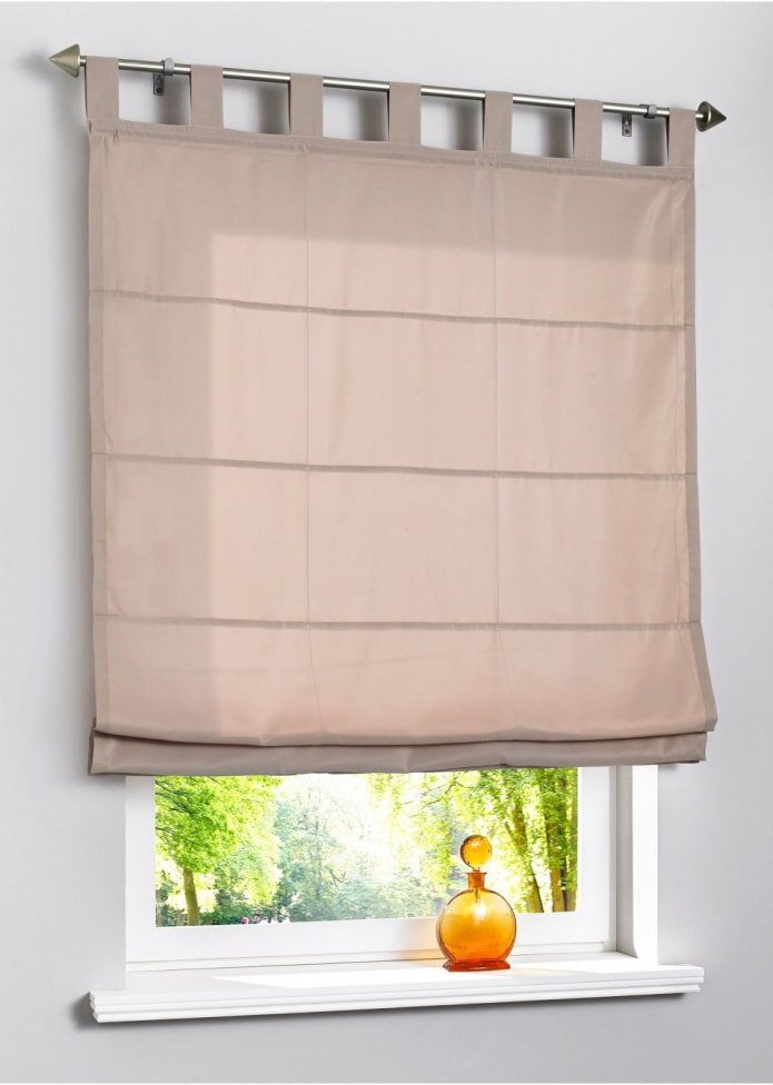 Tenda romana con allacciatura con passanti