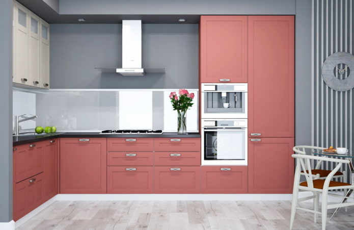 interno della cucina nei toni del grigio e del rosa