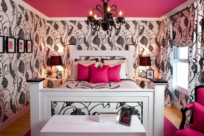 interno camera da letto nera e rosa