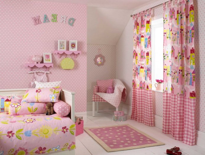 tende con passanti per la cameretta dei bambini