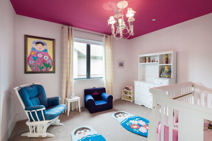 struttura del soffitto a un livello rosa