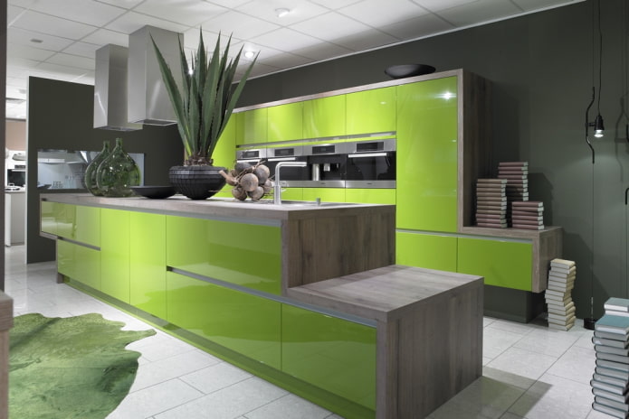 interno della cucina verde insalata in stile high-tech