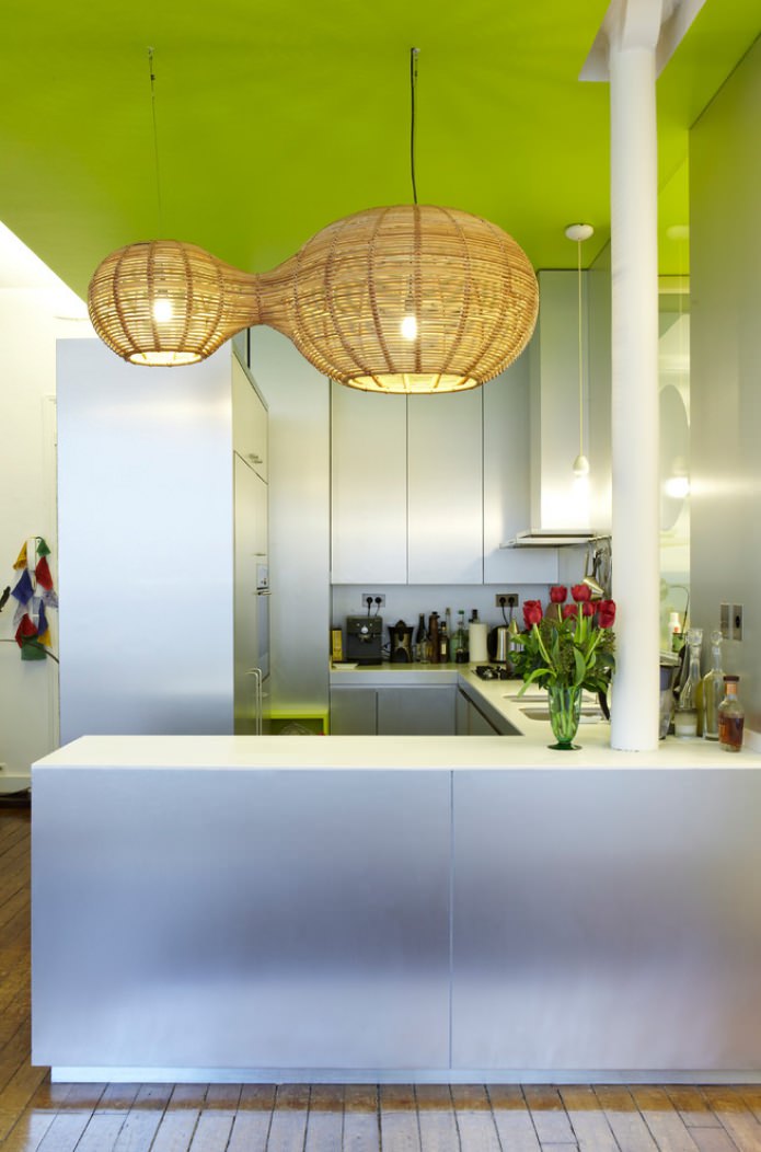 soffitto verde insalata luminoso