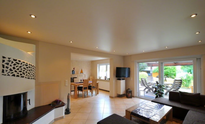 soffitto teso in raso beige