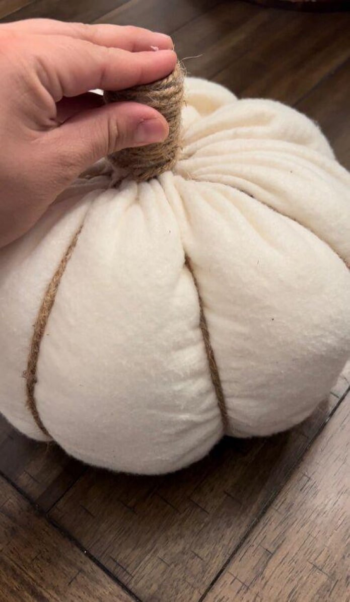 zucca di vecchi vestiti