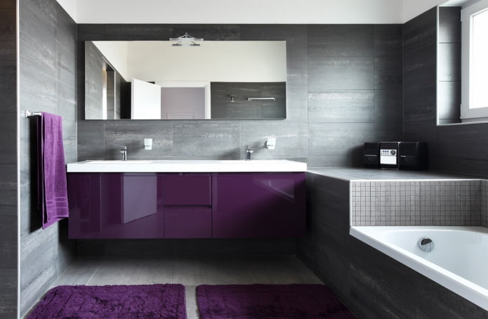 bagno grigio con accenti grigi