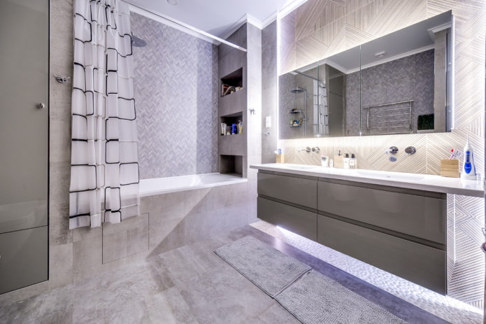 design del bagno nei toni del grigio