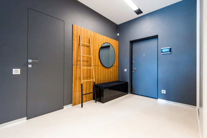 porte grigie con pavimento bianco all'interno