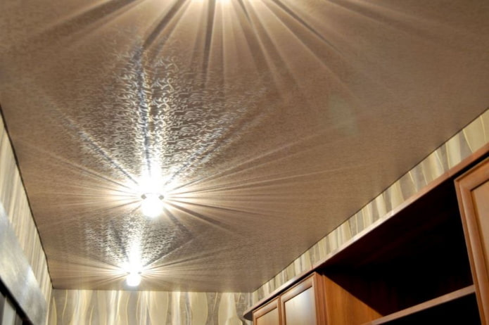 soffitto teso strutturato in grigio