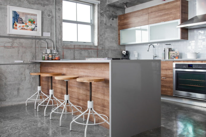 interno grigio in stile loft