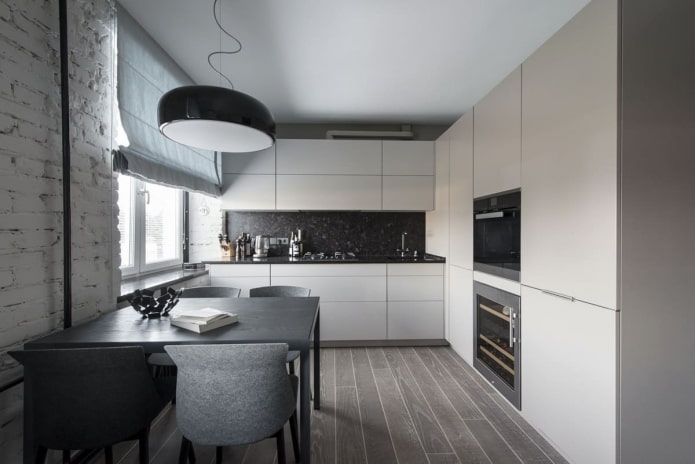 interno grigio in stile minimalista