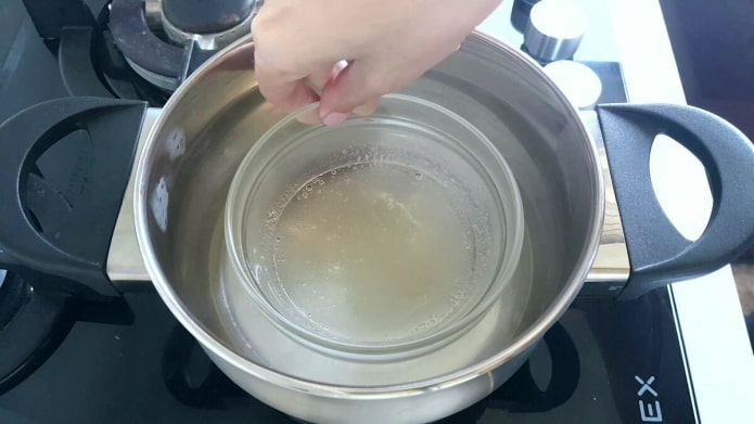 Gelatina a bagnomaria