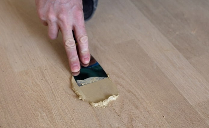applicazione sulla crepa