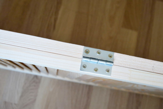 Installazione delle cerniere