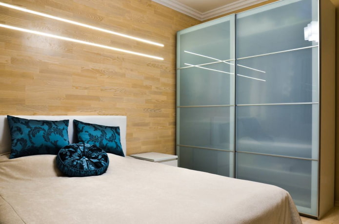 armadio nell'interno della camera da letto