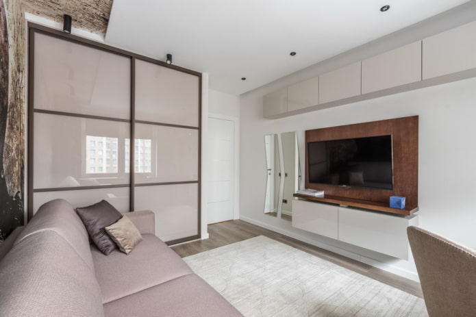 Armadio beige lucido